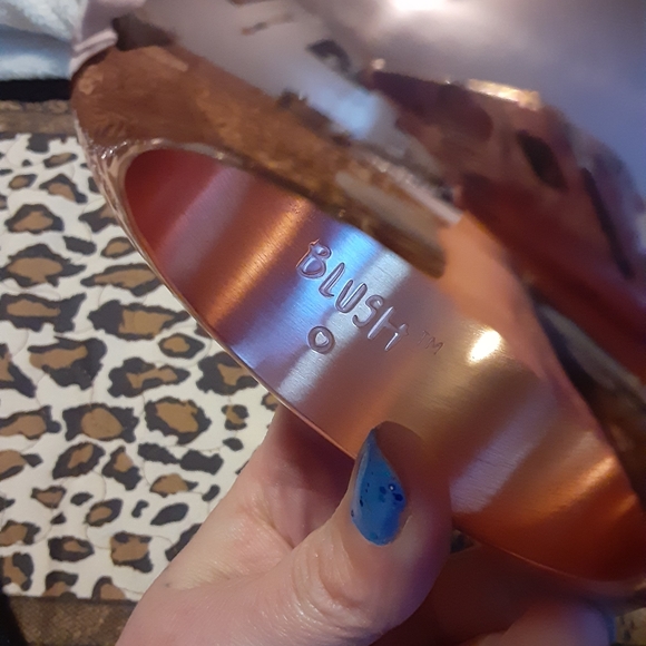 Flasks - Picture 7 of 7